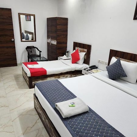 Hotel Aerotech Suite Neu-Delhi Exterior foto