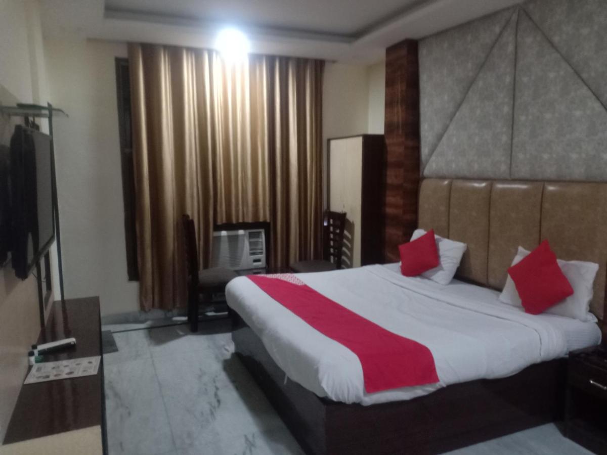 Hotel Aerotech Suite Neu-Delhi Exterior foto