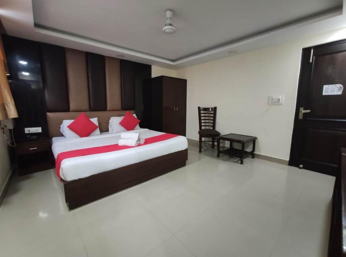 Hotel Aerotech Suite Neu-Delhi Exterior foto