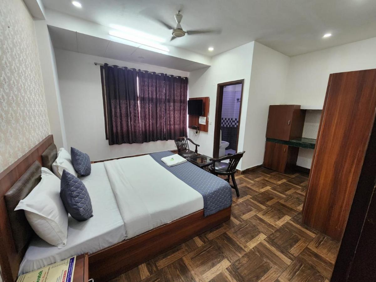Hotel Aerotech Suite Neu-Delhi Exterior foto