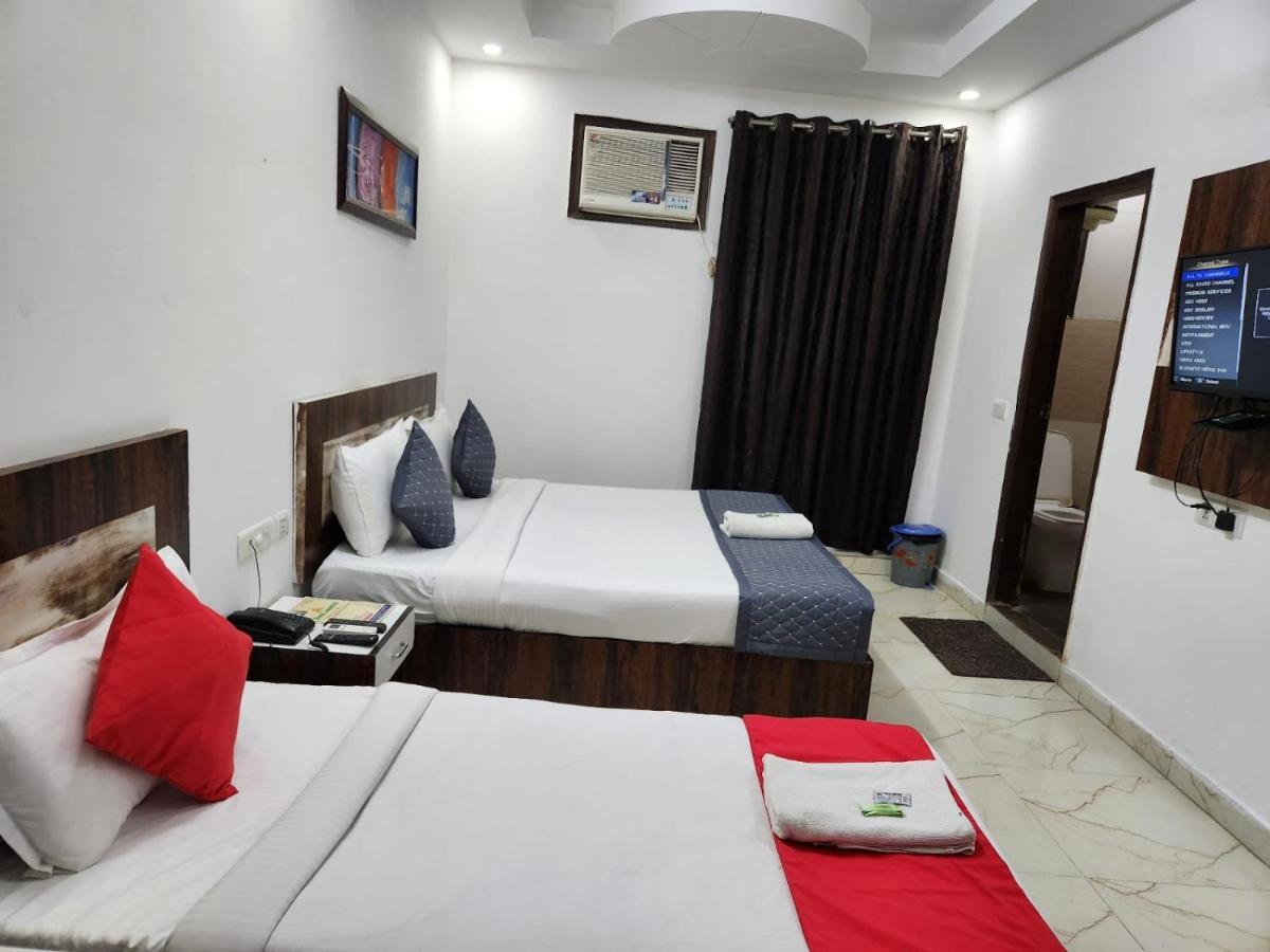 Hotel Aerotech Suite Neu-Delhi Exterior foto