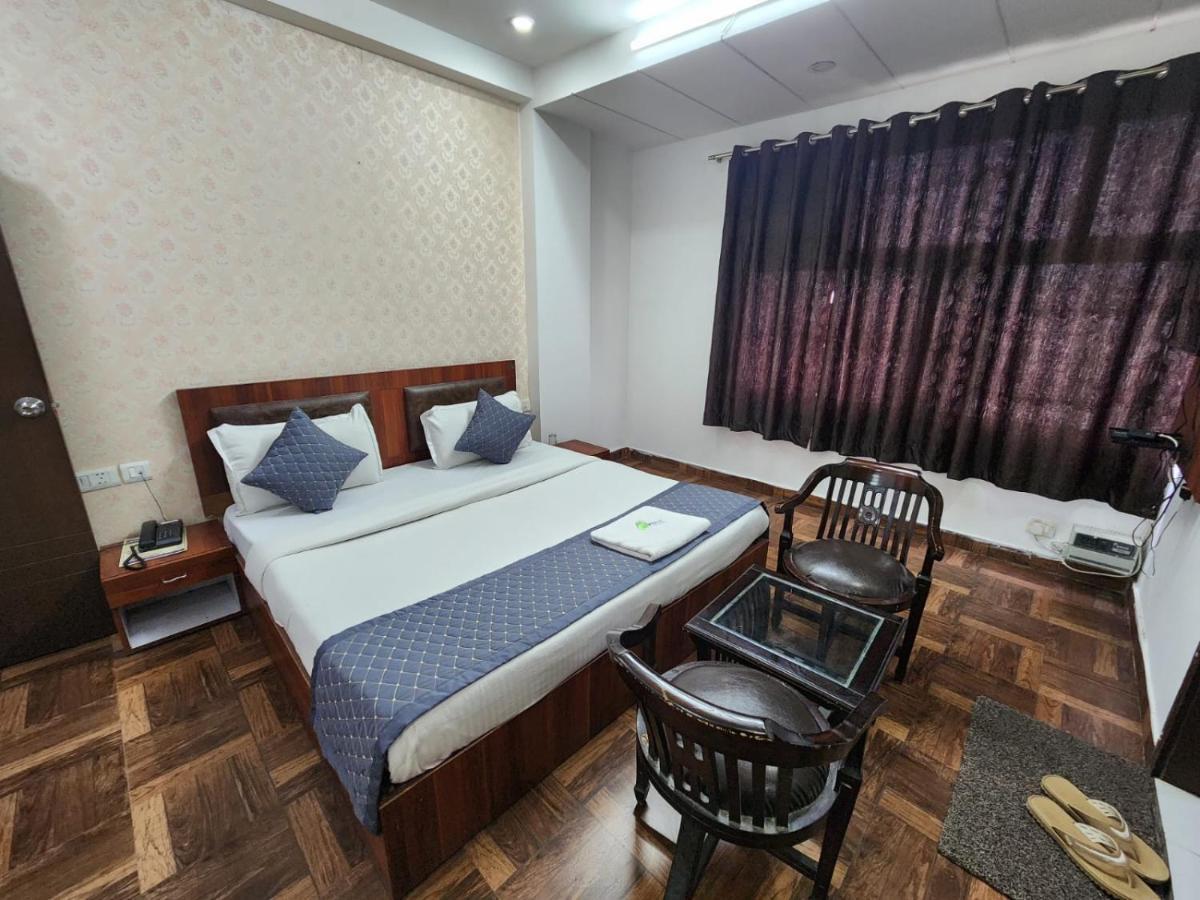 Hotel Aerotech Suite Neu-Delhi Exterior foto