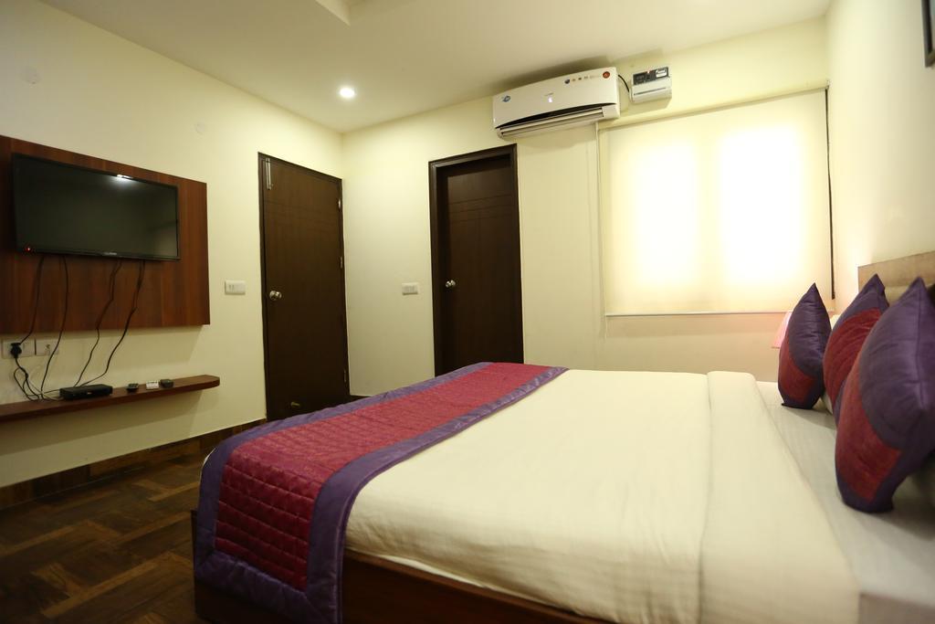 Hotel Aerotech Suite Neu-Delhi Exterior foto