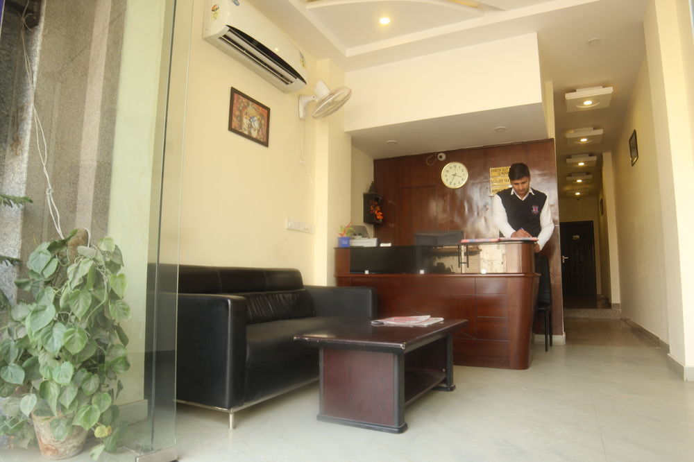 Hotel Aerotech Suite Neu-Delhi Exterior foto