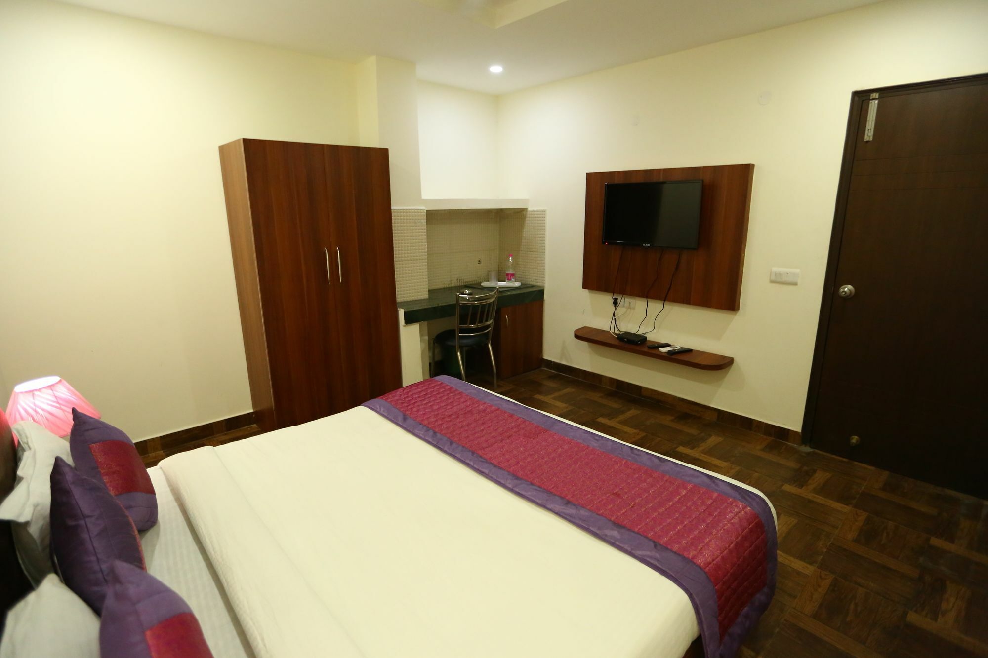 Hotel Aerotech Suite Neu-Delhi Exterior foto