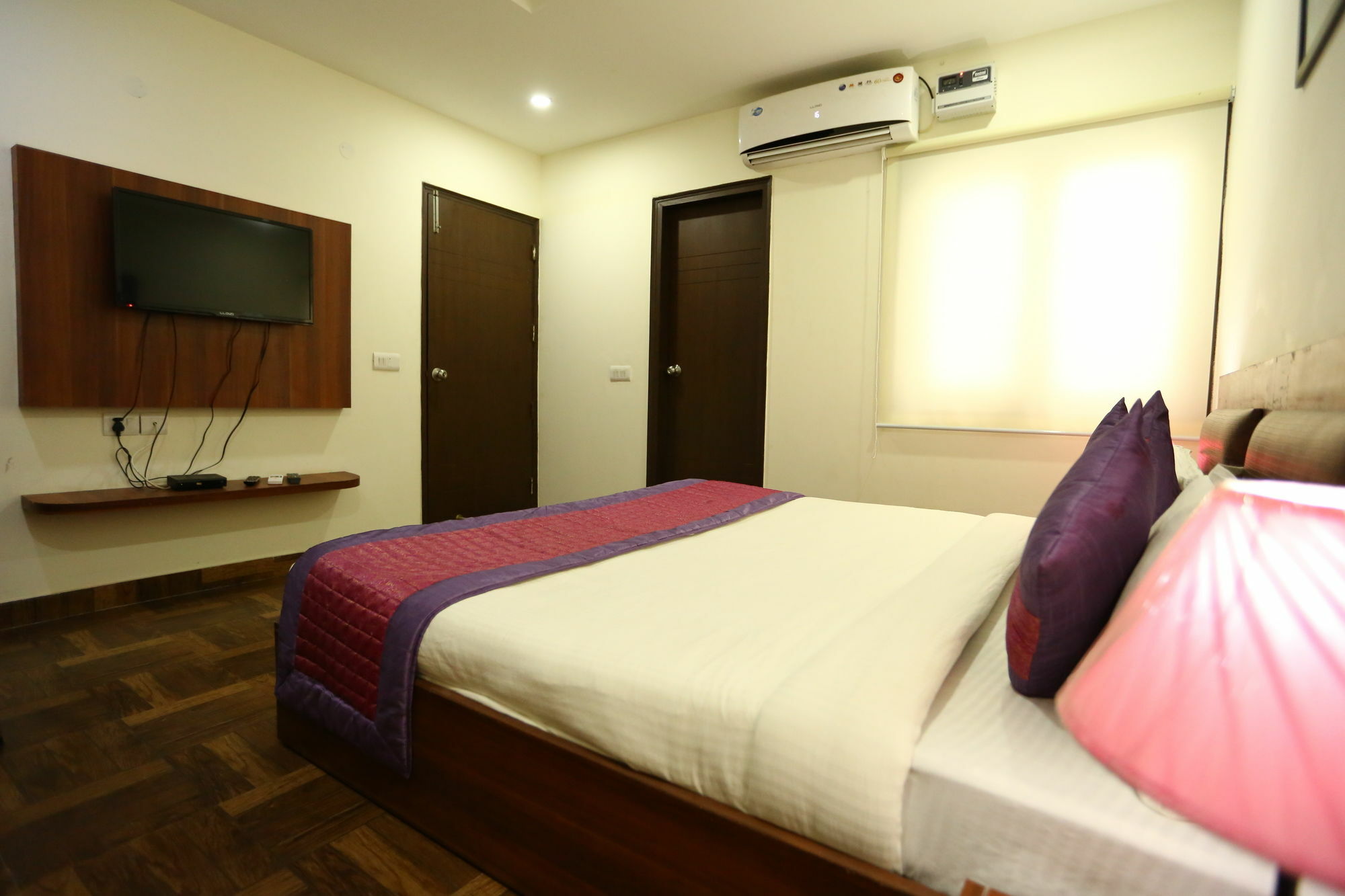 Hotel Aerotech Suite Neu-Delhi Exterior foto